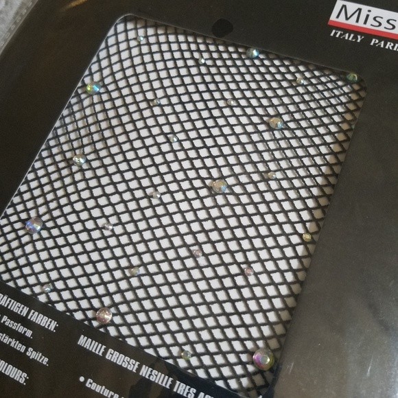 Miss Red Jeweled open fishnet hosiery - Picture 3 of 5